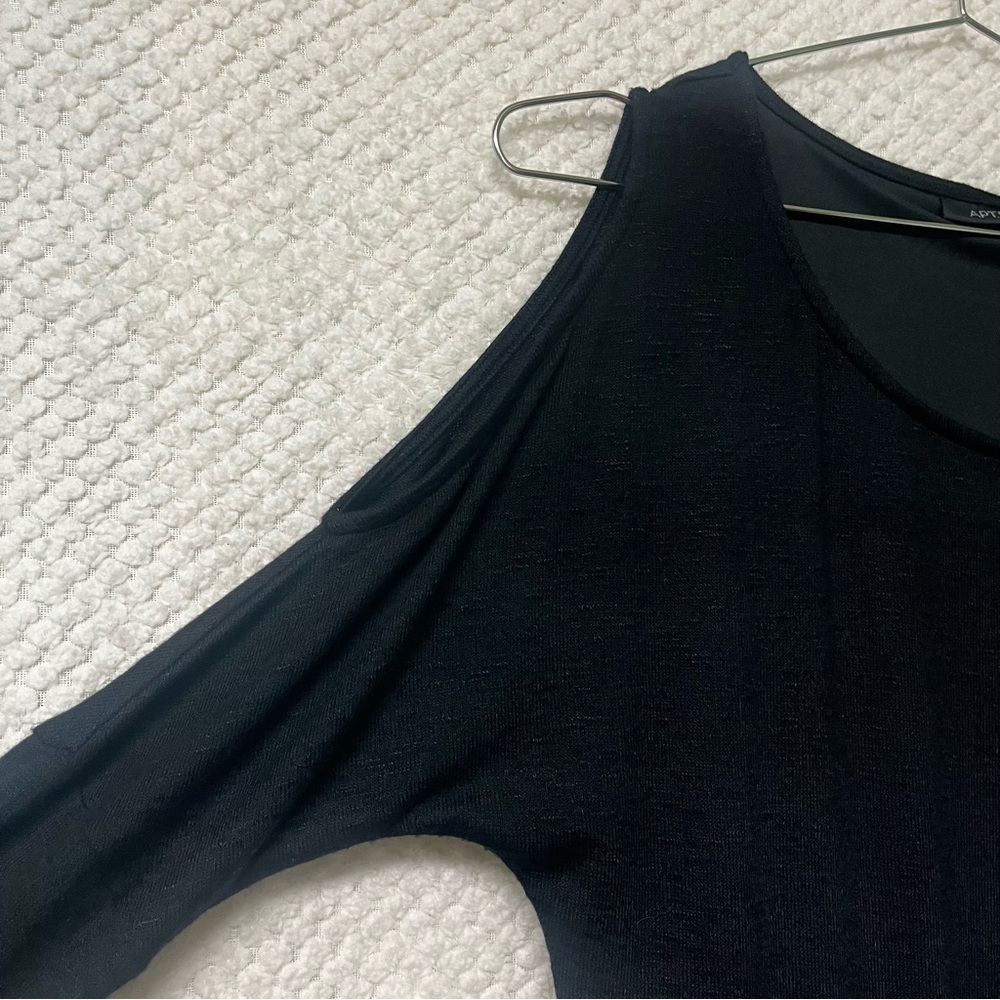 Apt. 9 Dress Black Long Sleeve Open Shoulder Scoop Neck Medium NWT - Picture 5 of 10